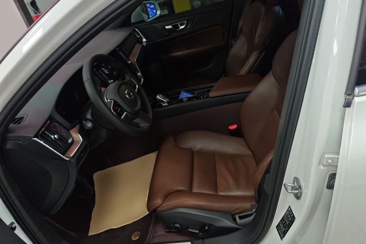 Used Volvo S60 2023 B4 Zhiyuan Luxury Edition Left Front Seat