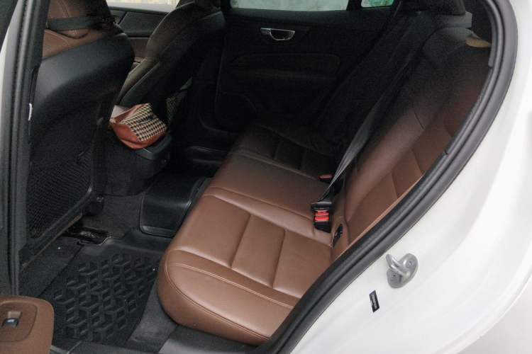 Used Volvo S60 2023 B4 Zhiyi Luxury Edition Left Rear Seat