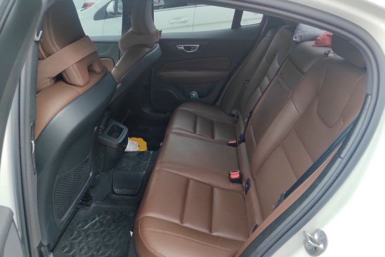 Used Volvo S60 2023 B4 Zhiyi Luxury Edition Left Rear Seat