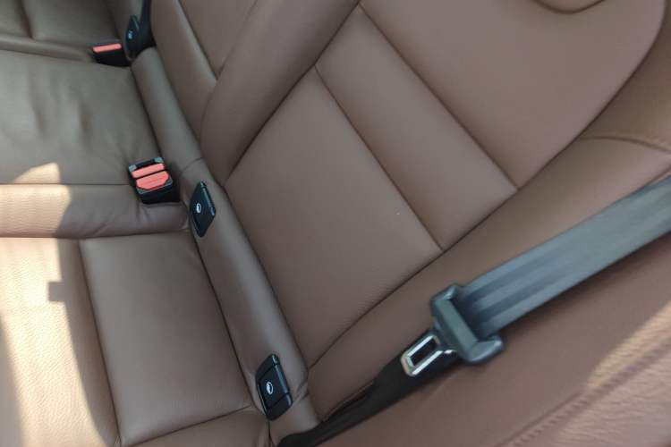 Used Volvo S60 2023 B4 Zhiyuan Luxury Edition Left Rear Seat