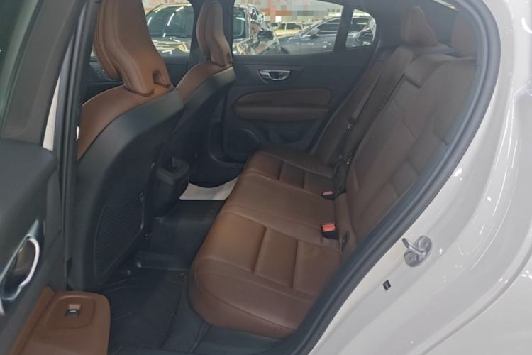 Used Volvo S60 2023 B4 Zhiyi Luxury Edition Left Rear Seat