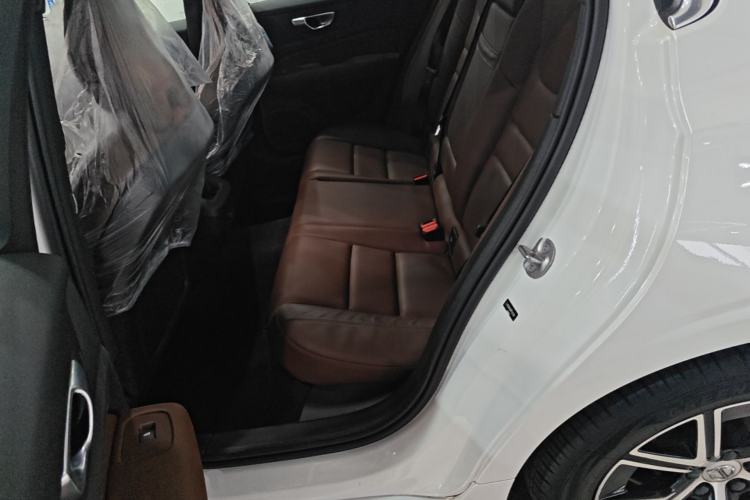 Used Volvo S60 2023 B4 Zhiyi Luxury Edition Left Rear Seat