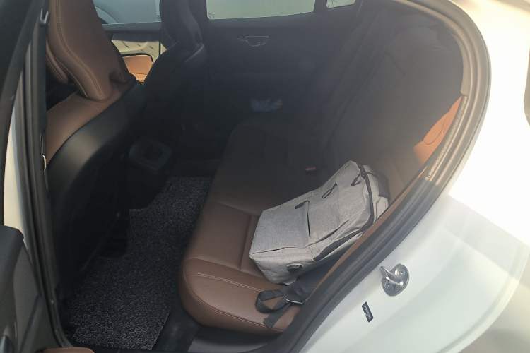 Used Volvo S60 2023 B4 Zhiyi Luxury Edition Left Rear Seat