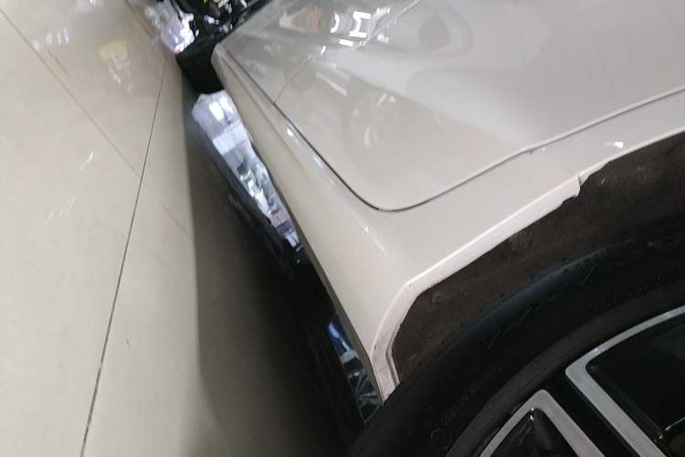 Used Volvo S60 2023 B4 Zhiyi Luxury Edition Left Side Sill