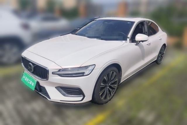 Used Volvo S60 2023 B4 Zhiyuan Luxury Edition