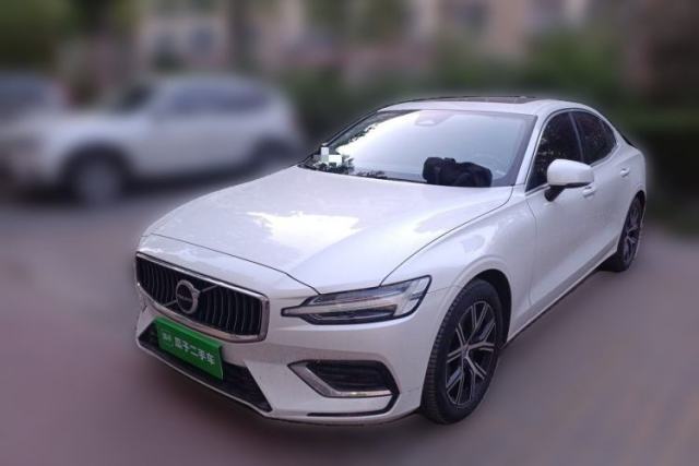 Used Volvo S60 2023 B4 Zhiyi Luxury Edition