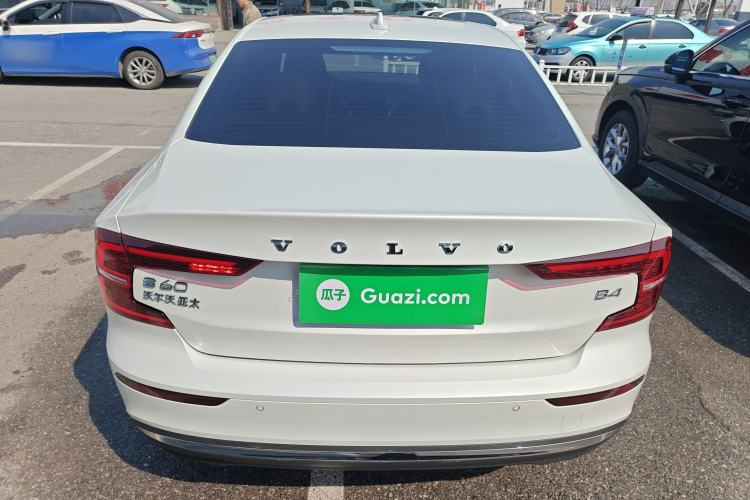 Used Volvo S60 2023 B4 Zhiyuan Luxury Edition Rear