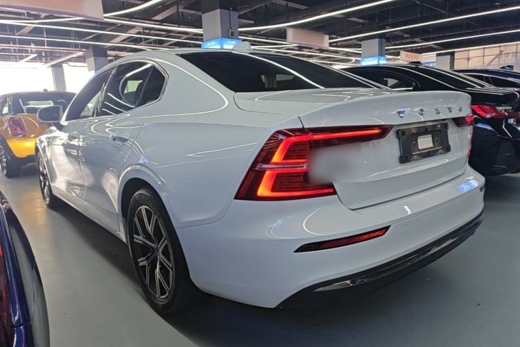 Used Volvo S60 2023 B4 Zhiyi Luxury Edition Rear Left 45 Deg