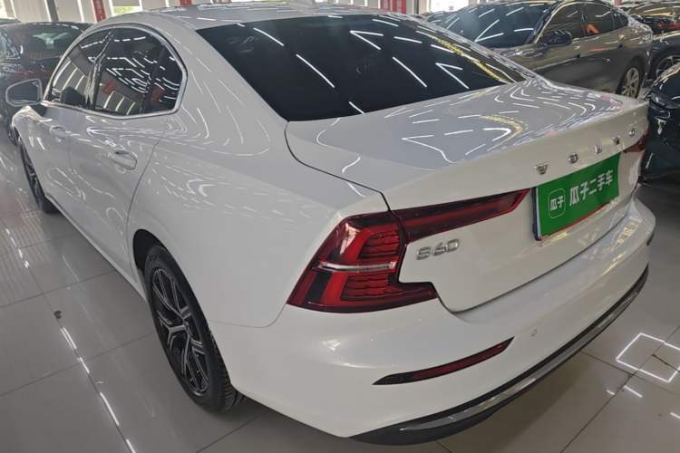 Used Volvo S60 2023 B4 Zhiyi Luxury Edition Rear Left 45 Deg