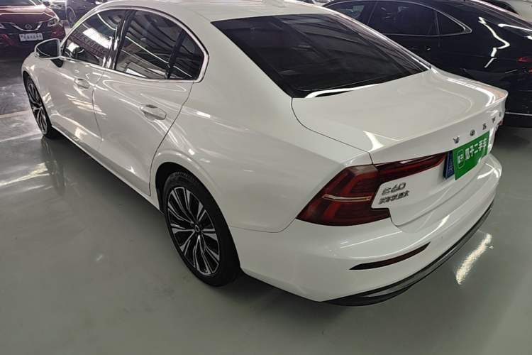 Used Volvo S60 2023 B4 Zhiyuan Luxury Edition Rear Left 45 Deg