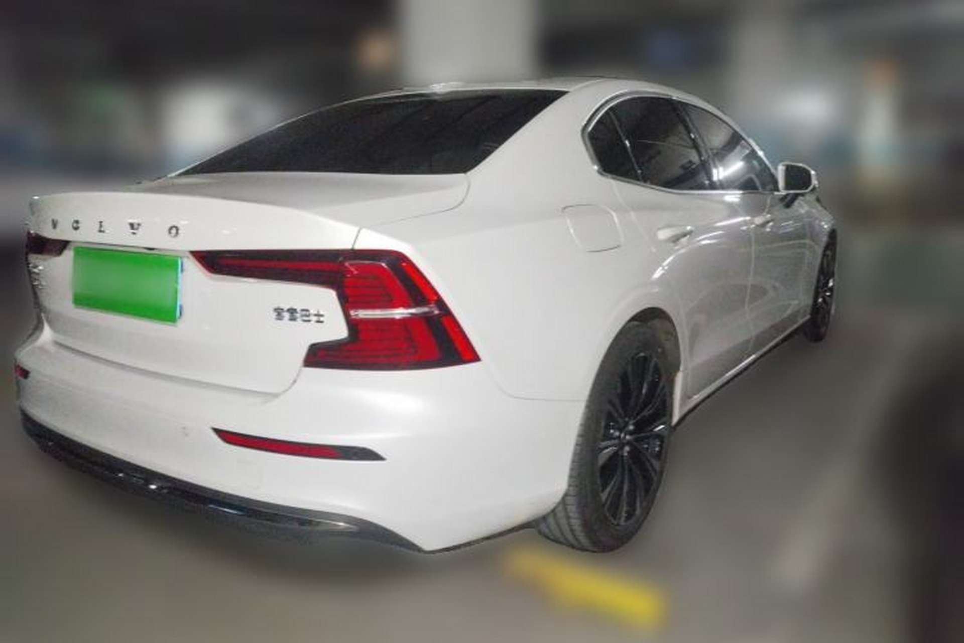 Used Volvo S60 2023 B4 Zhiyuan Luxury Edition Rear Right 45 Deg