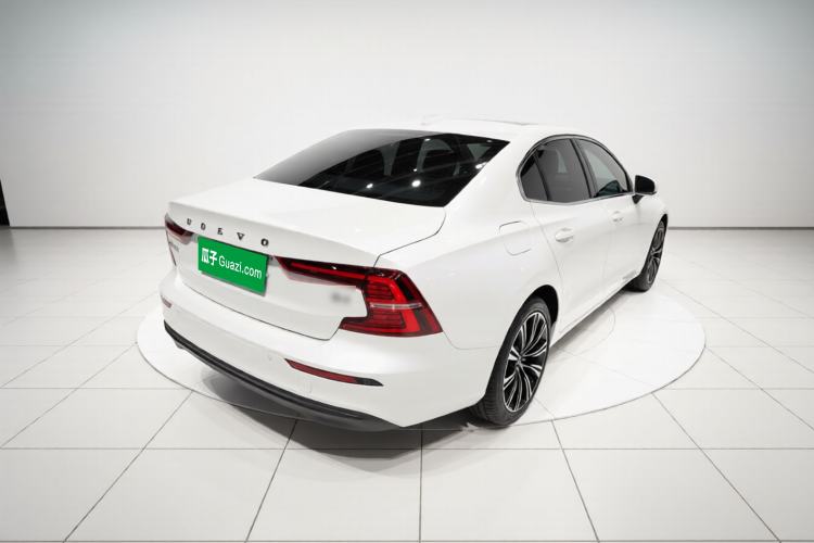 Used Volvo S60 2023 B4 Zhiyuan Luxury Edition Rear Right 45 Deg