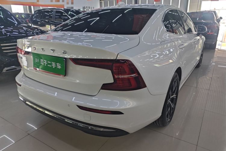 Used Volvo S60 2023 B4 Zhiyi Luxury Edition Rear Right 45 Deg