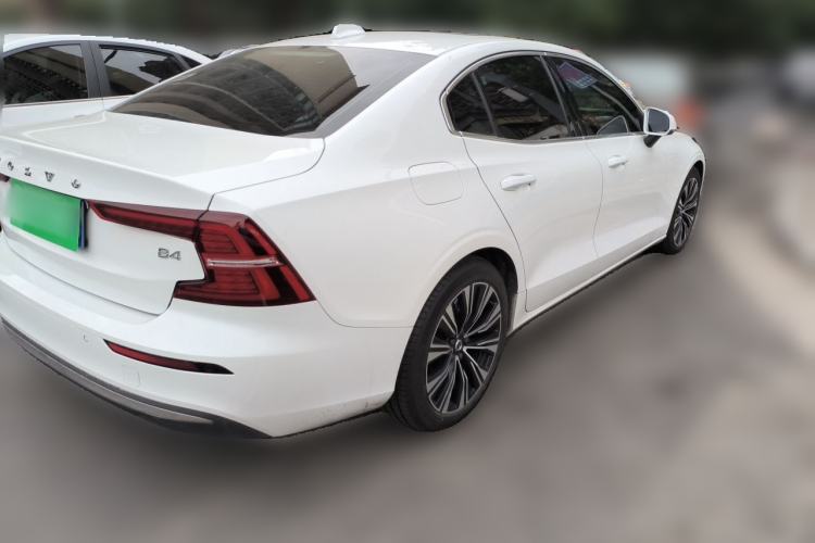Used Volvo S60 2023 B4 Zhiyuan Sport Edition Rear Right 45 Deg