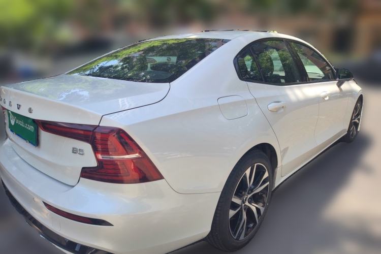 Used Volvo S60 2023 B5 Zhiya Sport Edition Rear Right 45 Deg