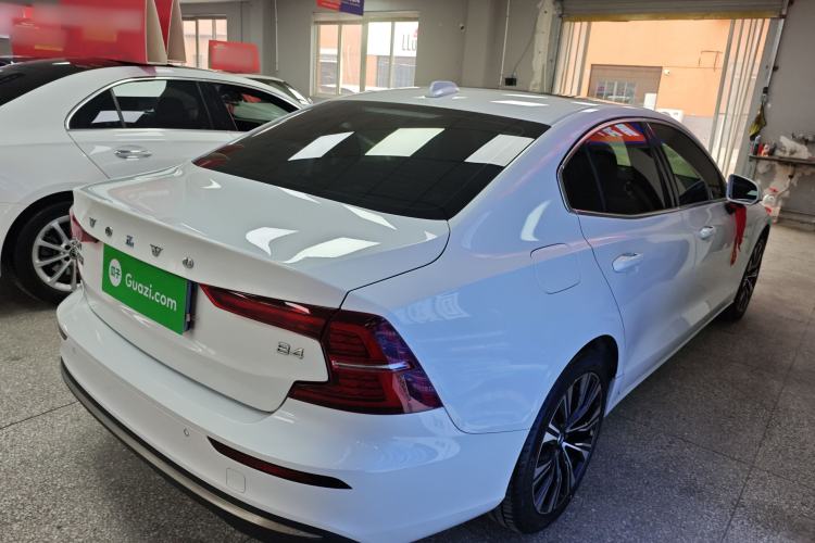 Used Volvo S60 2023 B4 Zhiyuan Luxury Edition Rear Right 45 Deg