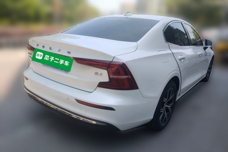 Used Volvo S60 2023 B4 Zhiyi Luxury Edition Rear Right 45 Deg