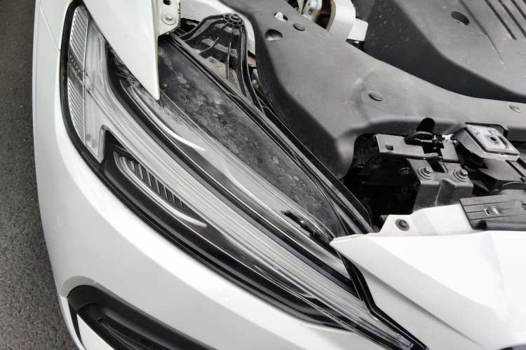Used Volvo S60 2023 B4 Zhiyi Luxury Edition Right Front Headlight