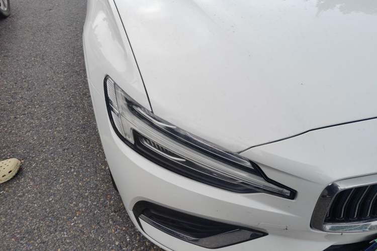 Used Volvo S60 2023 B4 Zhiyi Luxury Edition Right Front Headlight