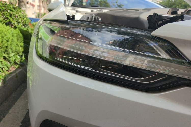 Used Volvo S60 2023 B4 Zhiyi Luxury Edition Right Front Headlight