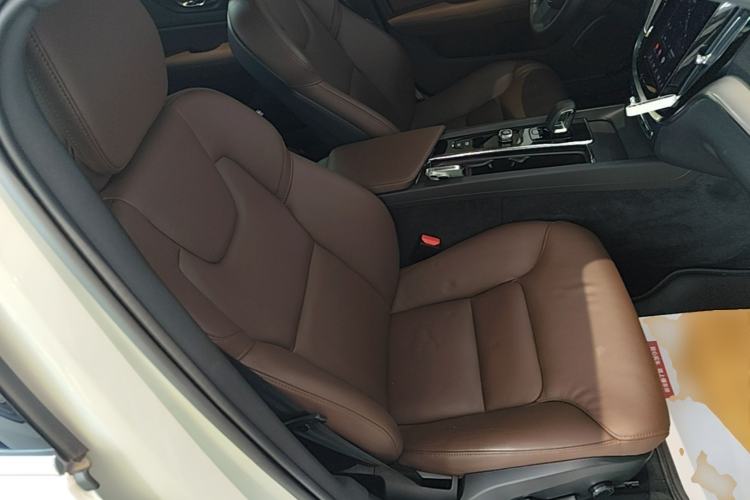 Used Volvo S60 2023 B4 Zhiyi Luxury Edition Right Front Seat