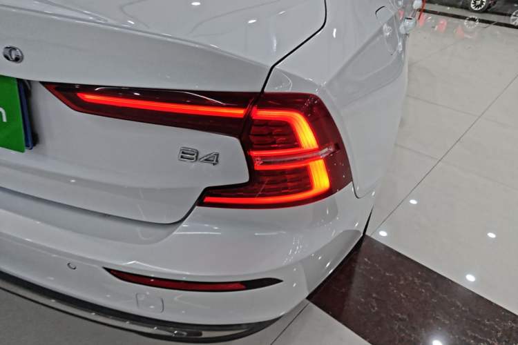 Used Volvo S60 2023 B4 Zhiyi Luxury Edition Right Rear Taillight