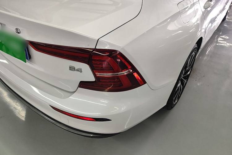Used Volvo S60 2023 B4 Zhiyuan Luxury Edition Right Rear Taillight