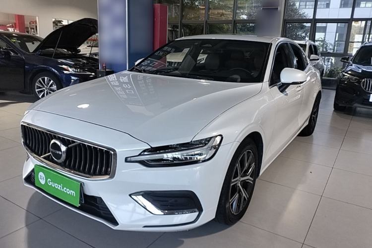 Used Volvo S60 2023 B4 Zhiyi Luxury Edition Guazi used car, China used car export, Used car for sale, Used  cars, Cheapest cars for sale