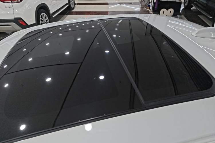 Used Volvo S60 2023 B4 Zhiyi Luxury Edition Roof