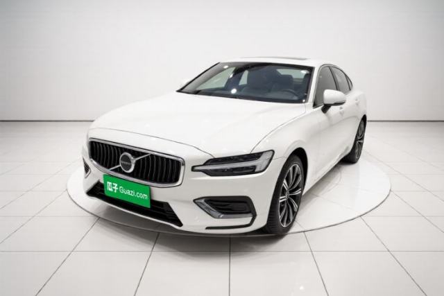 Used Volvo S60 2023 B4 Zhiyuan Luxury Edition