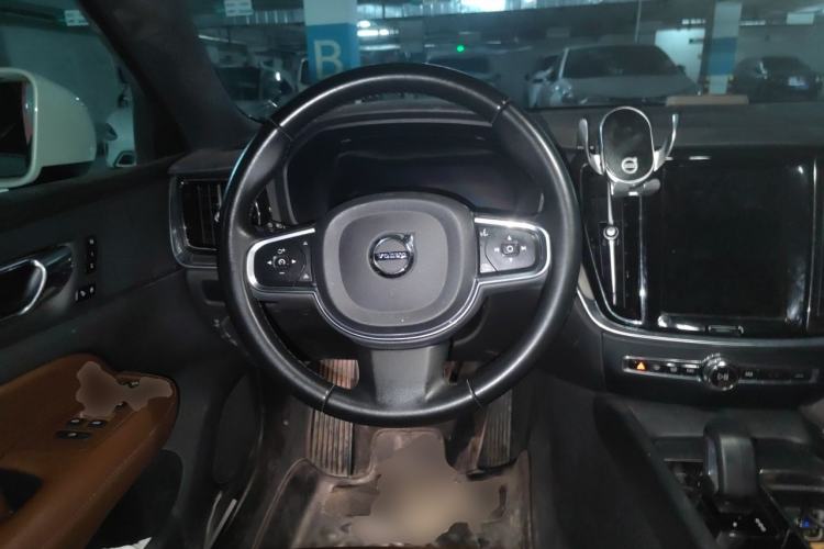 Used Volvo S60 2023 B4 Zhiyi Luxury Edition Steering Wheel
