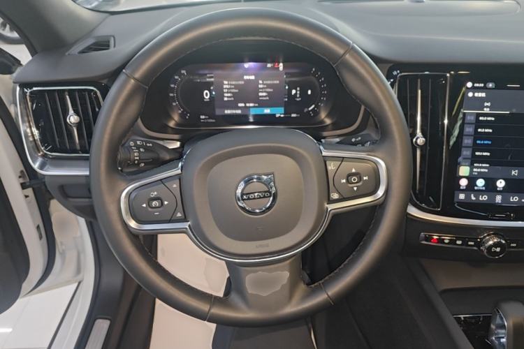 Used Volvo S60 2023 B4 Zhiyi Luxury Edition Steering Wheel