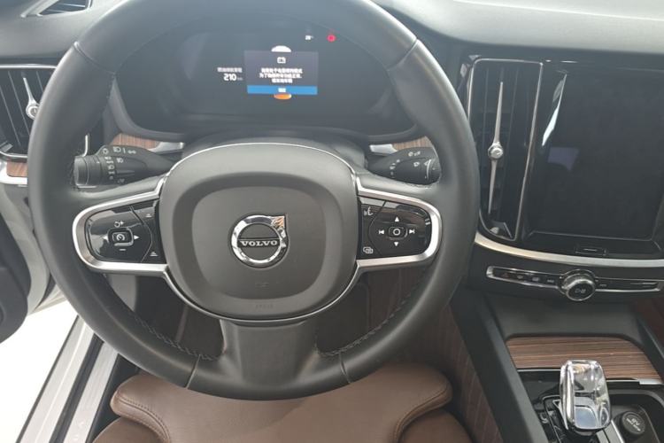 Used Volvo S60 2023 B4 Zhiyuan Luxury Edition Steering Wheel