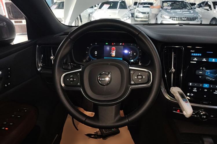 Used Volvo S60 2023 B4 Zhiyi Luxury Edition Steering Wheel