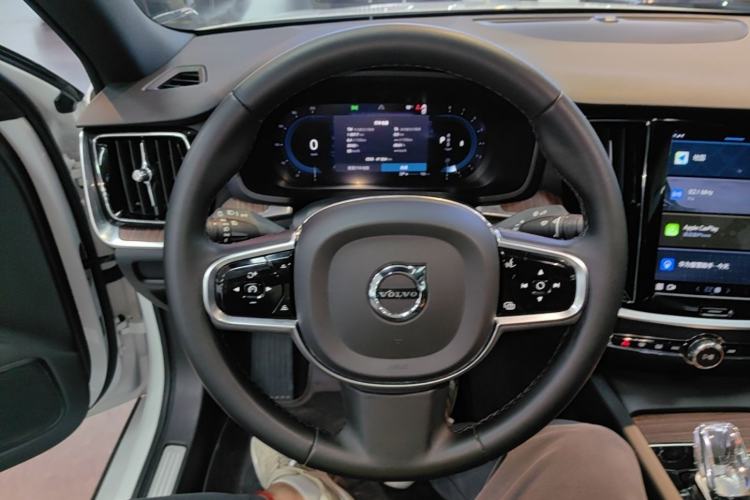 Used Volvo S60 2023 B4 Zhiyuan Luxury Edition Steering Wheel