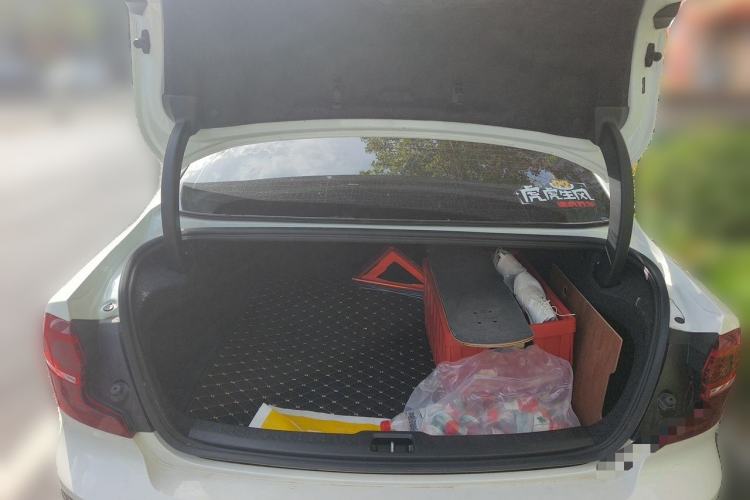 Used Volvo S60 2023 B4 Zhiyi Luxury Edition Trunk