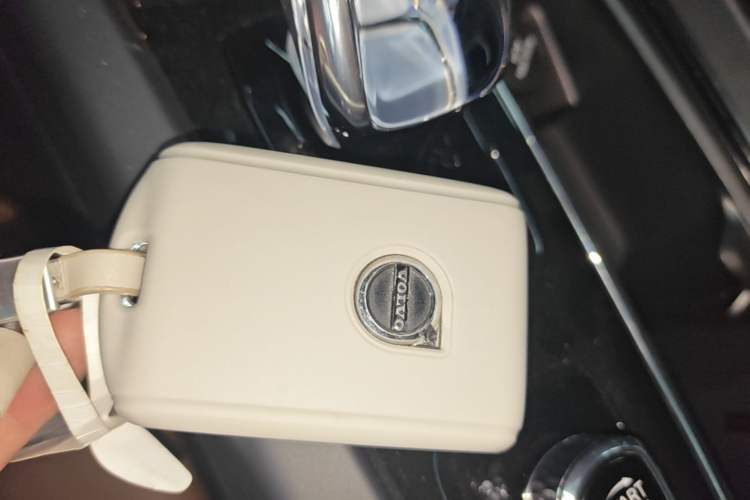 Used Volvo S60 2023 B4 Zhiyi Luxury Edition Vehicle Key