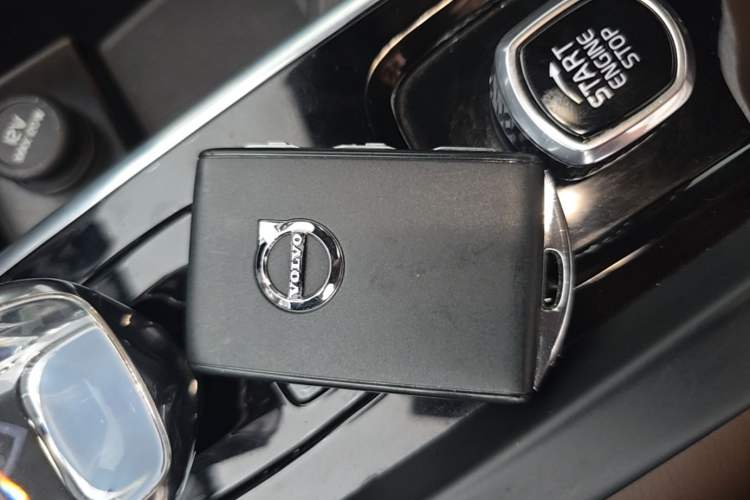 Used Volvo S60 2023 B4 Zhiyuan Luxury Edition Vehicle Key
