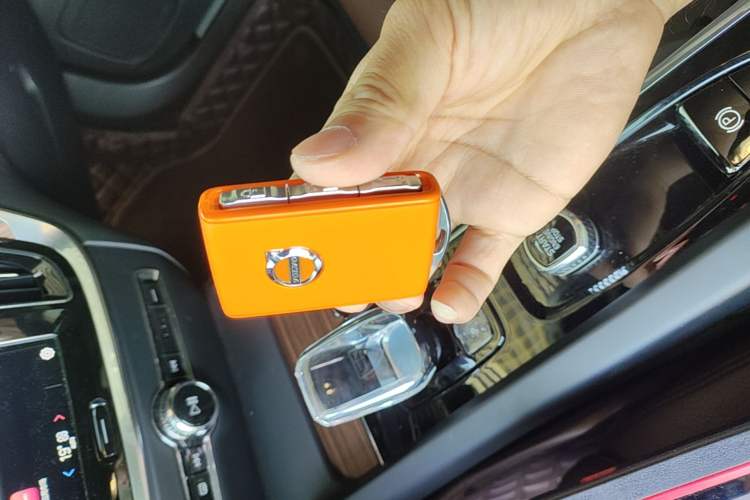 Used Volvo S60 2023 B4 Zhiyuan Luxury Edition Vehicle Key