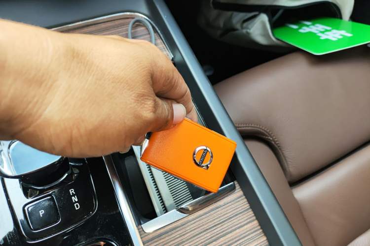 Used Volvo S60 2023 B4 Zhiyuan Luxury Edition Vehicle Key