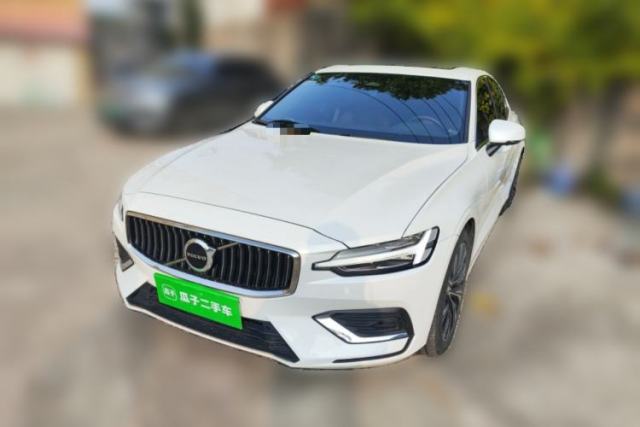 Used Volvo S60 2023 B4 Zhiyuan Luxury Edition