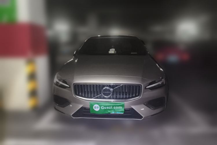 Used Volvo S60 2023 B4 Zhiyi Luxury Edition Front