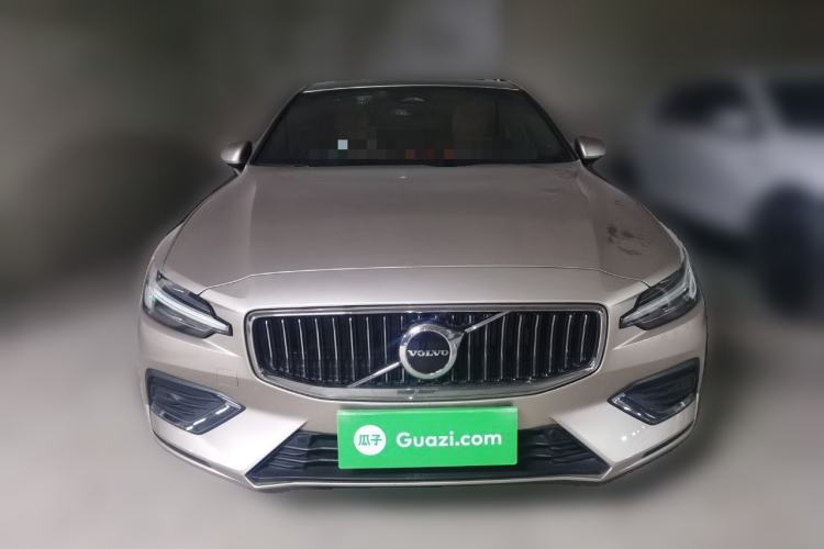 Used Volvo S60 2023 B4 Zhiyi Luxury Edition Front