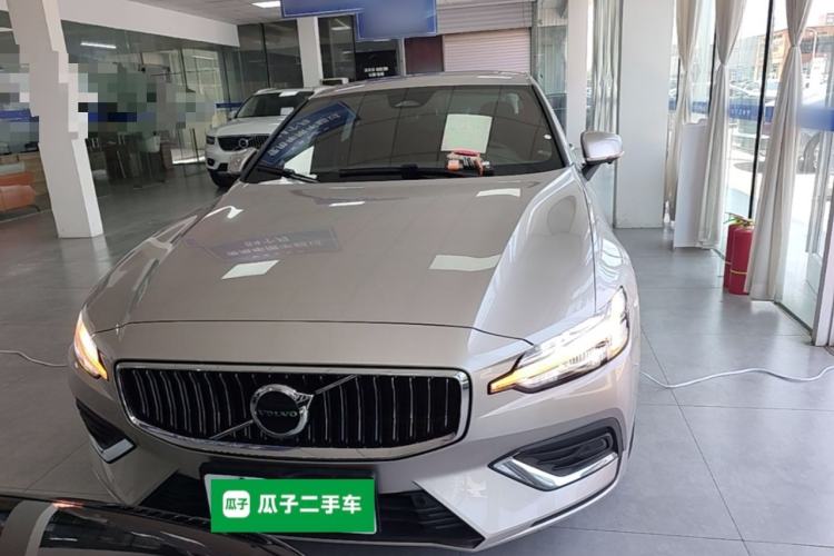 Used Volvo S60 2023 B4 Zhiyi Luxury Edition Front