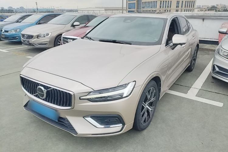 Used Volvo S60 2023 B4 Zhiyi Luxury Edition Guazi used car, China used car export, Used car for sale, Used  cars, Cheapest cars for sale