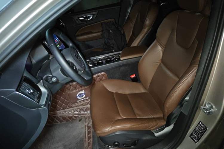 Used Volvo S60 2023 B4 Zhiyi Luxury Edition Left Front Seat