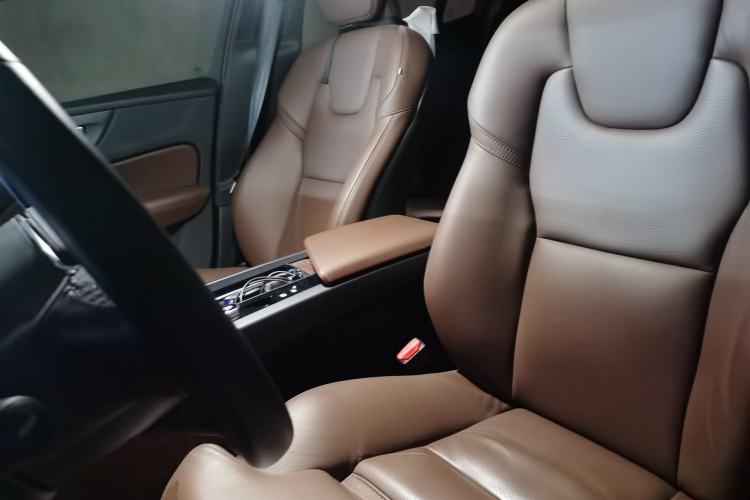 Used Volvo S60 2023 B4 Zhiyi Luxury Edition Left Front Seat