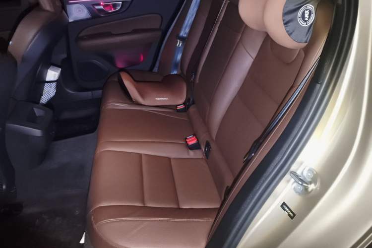 Used Volvo S60 2023 B4 Zhiyi Luxury Edition Left Rear Seat