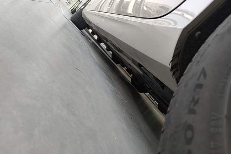 Used Volvo S60 2023 B4 Zhiyi Luxury Edition Left Side Sill