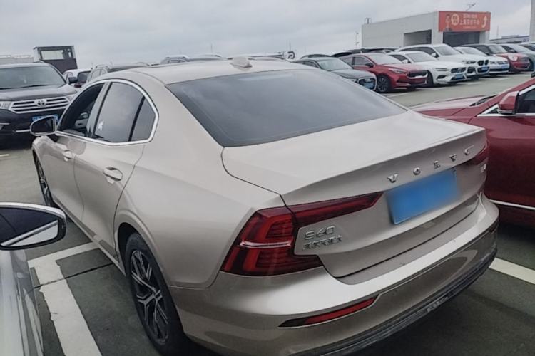 Used Volvo S60 2023 B4 Zhiyi Luxury Edition Rear Left 45 Deg